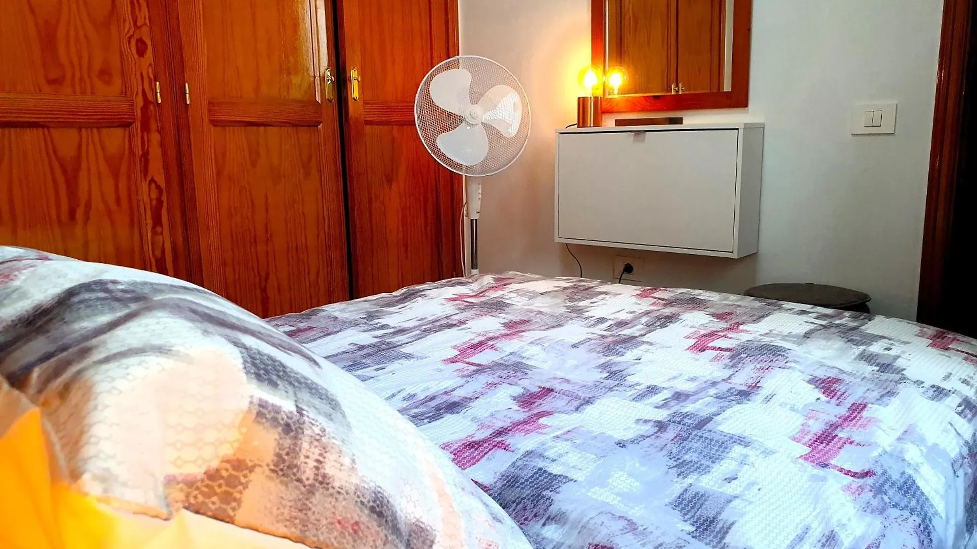 Seaside Whale Apartments Wifi 1D Лос-Абригос 0*,  Испания